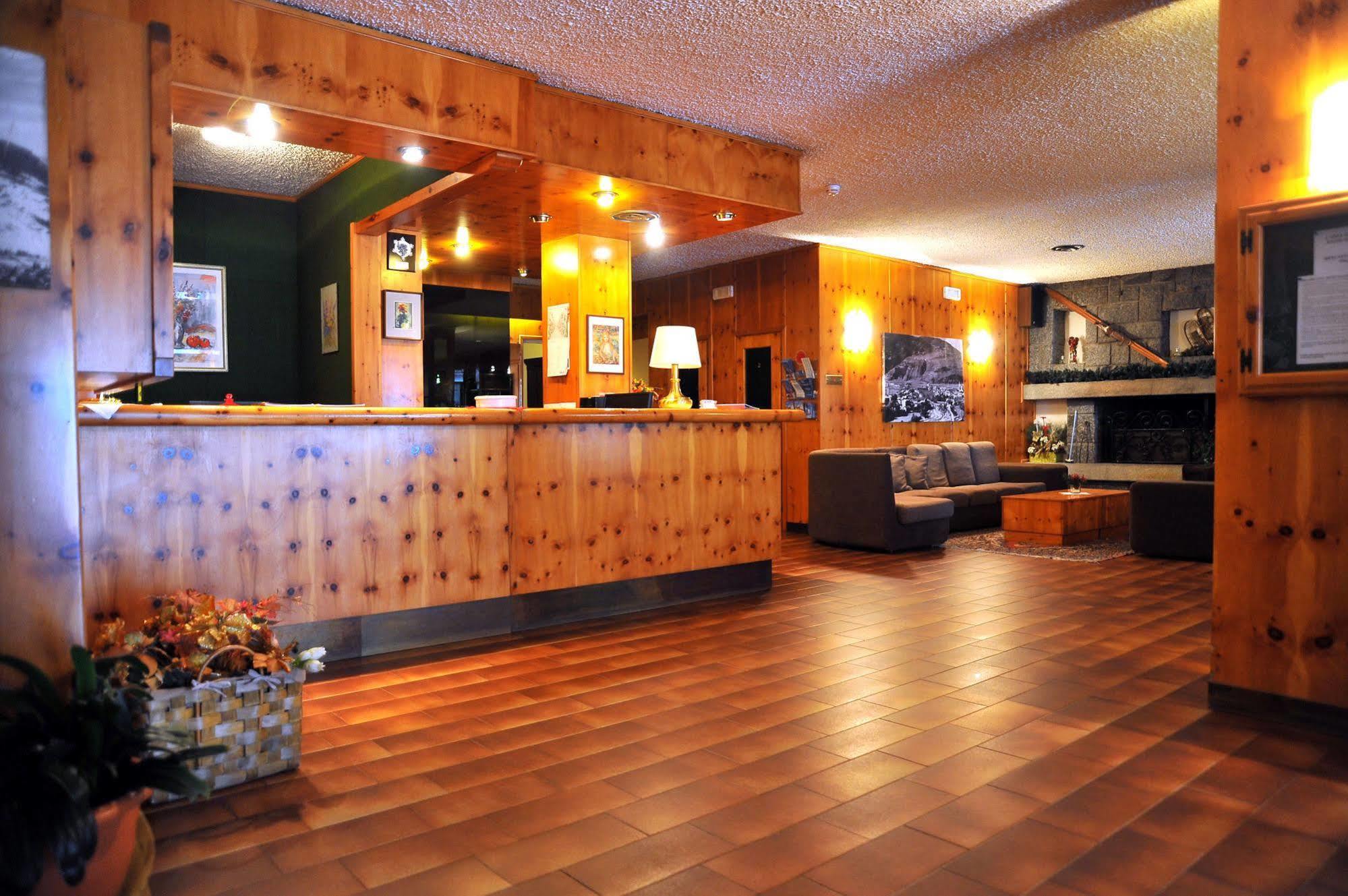 Hotel Nazionale Bormio Dış mekan fotoğraf